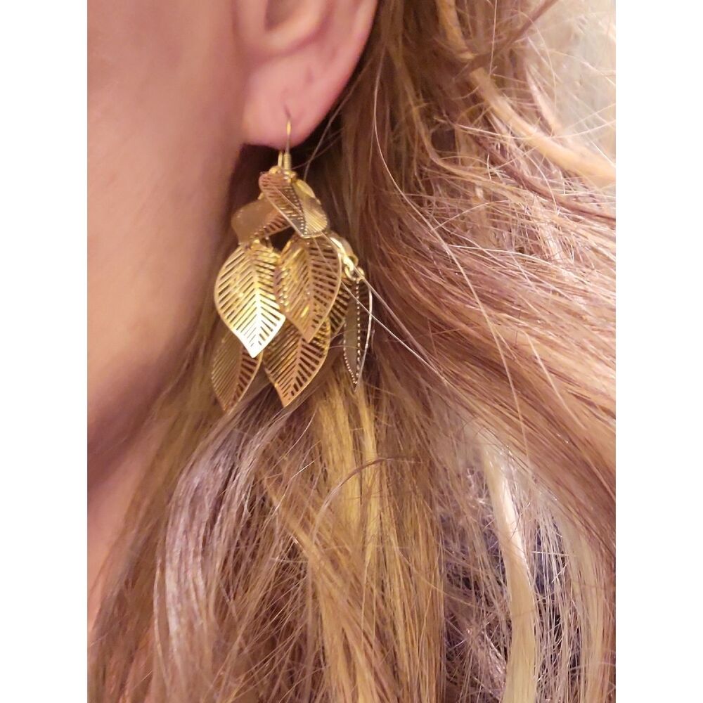 Gold Leaf Cluster Dangle Earrings